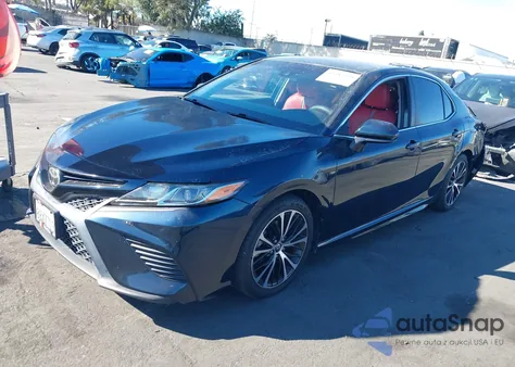 2018 Toyota Camry Se z USA, uszkodzony, nr VIN 4T1B11HK7JU574375